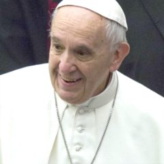 Foto LaPresse - Stefano Costantino
07/12/2016 Città del Vaticano (VAT)
Cronaca
Papa Francesco saluta la folla arrivando, per la tradizionale Udienza Generale del Mercoledì,  in Aula Paolo VI, Città del Vaticano, Vaticano.
Nella foto: Papa Francesco

Photo LaPresse - Stefano Costantino
07/12/2016 Vatican City (VAT)
News
Pope Francis greets the crowd as he arrives, for traditional Wednesday’s General Audience, in Paul VI Hall in Vatican City, Vatican.
In the pic: Pope Francis