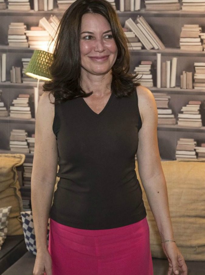 Sabina Guzzanti annuncia su Facebook la fine del suo &quot;TgPorco