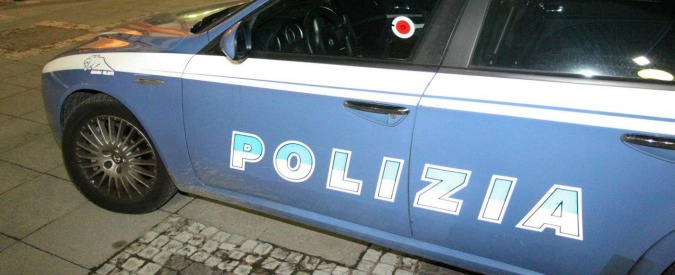 Bergamo, donna uccisa con una coltellata alla gola sul ... Disegno escludono casa