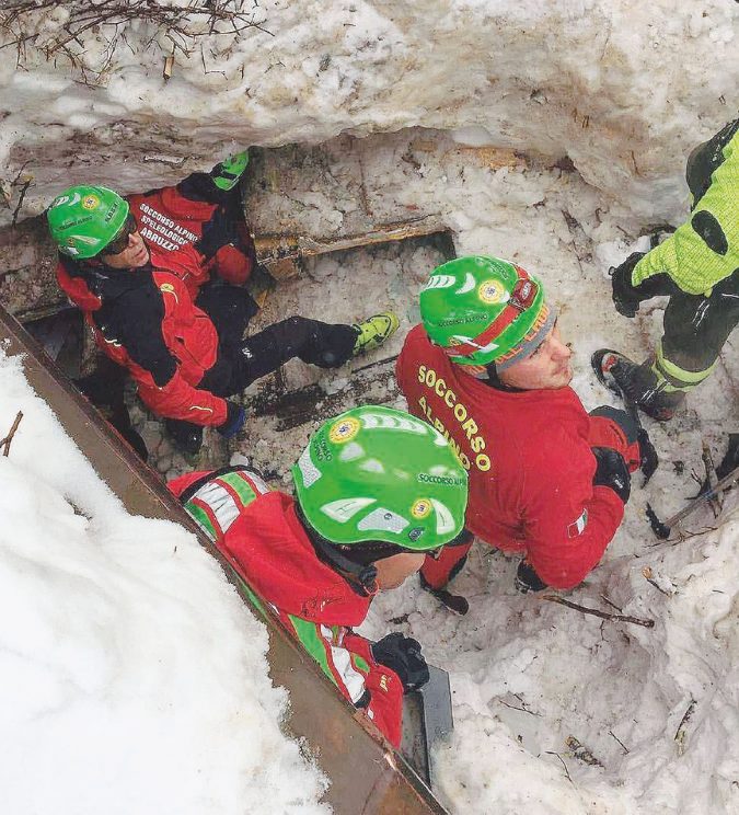Rescue works at avalanche buried hotel Rigopiano continue