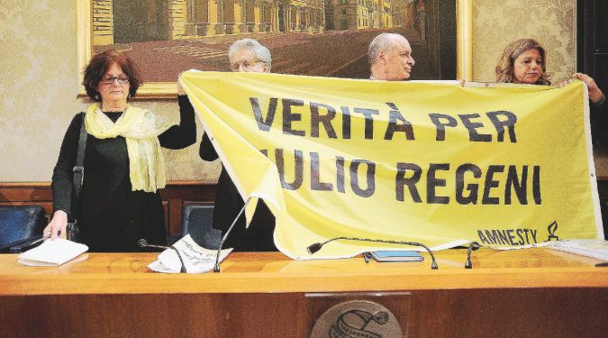 Senato, la conferenza stampa dei genitori di Giulio Regeni
