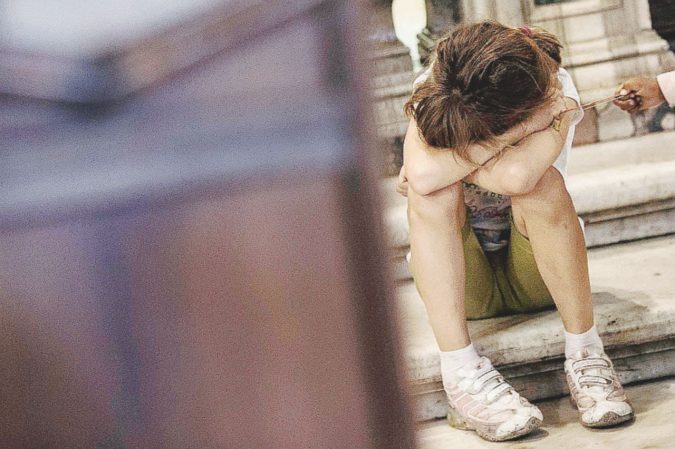 Casa: sgomberati si rifugiano in basilica Roma, Papa ci aiuti