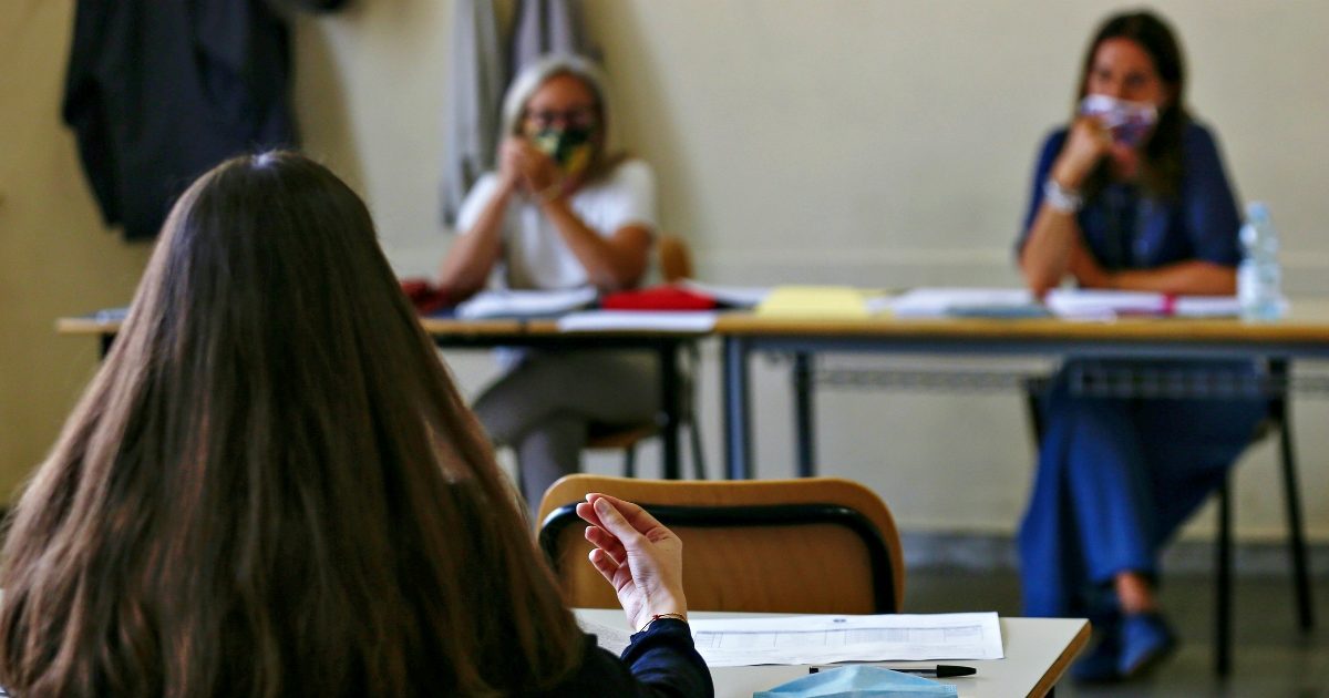 Riapertura Scuole Il Nodo Sul Distanziamento Non Risolto I Presidi