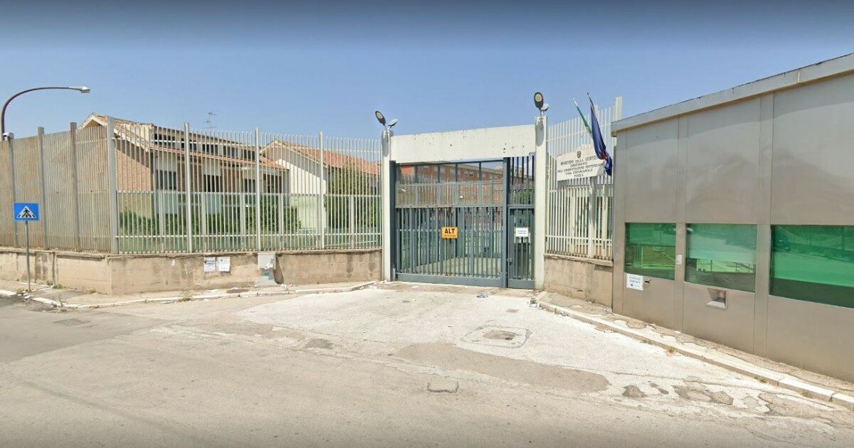 Torture Su 2 Detenuti Nel Carcere Di Foggia Arrestati 10 Agenti