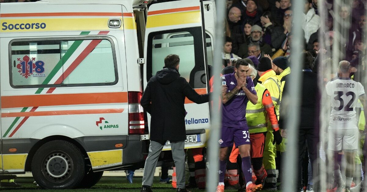 Bove Malore In Campo Durante Fiorentina Inter Il Centrocampista