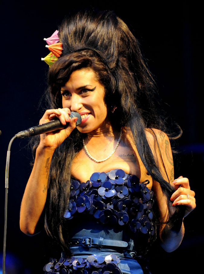 In morte di Amy Winehouse. Impossibile mettersi in riga