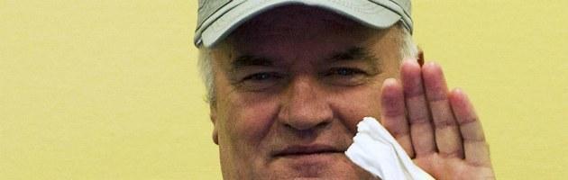 Copertina di Al via il processo contro Mladic, accusato di genocidio e crimini contro l’umanità