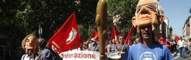 Copertina di Fine della luna di miele con gli italiani: Monti in caduta libera nei sondaggi