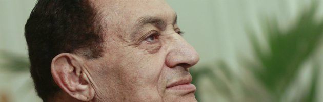 Egitto, ‘Mubarak clinicamente morto’. Ma il suo avvocato smentisce le agenzie