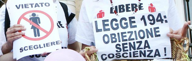 Legge sull’aborto, Pd: “In Lombardia troppi obiettori. Falsi i numeri ufficiali”