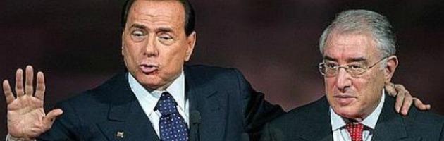 Berlusconi ripiana il rosso di Dell’Utri: “Prestito infruttifero”. Indaga Bankitalia