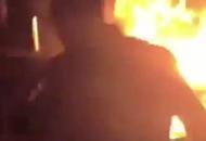 Copertina di Tel Aviv, uomo si dà fuoco durante corteo