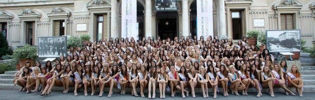 Copertina di Miss Italia, le ragazze rispondono alle domande dei lettori. “Siamo troppo buone”