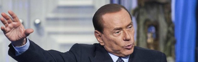 Copertina di Dimissioni di Monti, Berlusconi: “Finita la sospensione della democrazia”