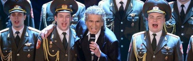 Sanremo 2013, Toto Cutugno ‘sovietico’ e i ‘Fischiatori della Libertà’