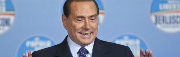 Elezioni, Berlusconi: “Germania ko o fuori da euro”. Bersani: “Basta battute”