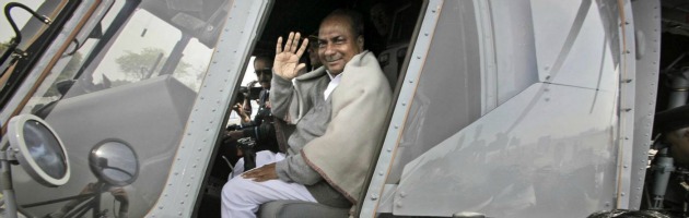 Elicotteri Finmeccanica, ministro Difesa indiano ammette: “Corruzione e tangenti”