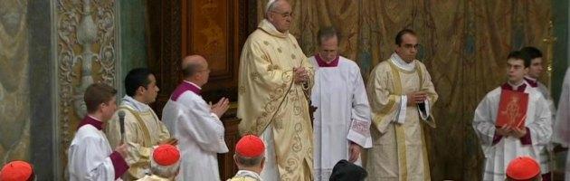 Copertina di Papa Francesco, la gioia di (quasi) tutti i cardinali: “Ma non farà svolte sull’etica”