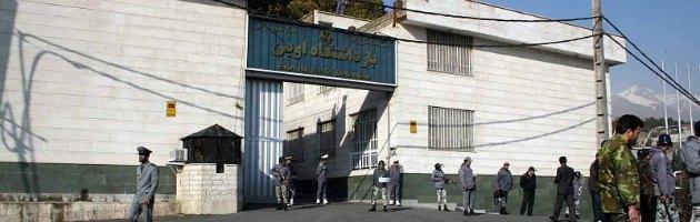 Copertina di Iran, “nella prigione di massima sicurezza dove le donne diventano sorelle”
