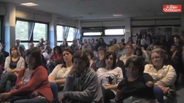 Copertina di Femminicidio, riunione ad Ostia: “Cadiamo come mosche, la politica intervenga”