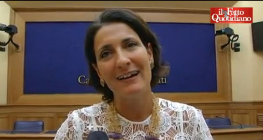 Copertina di Decreto Fare, Ruocco: “Emendamenti M5S? Scesi a 3. Pd e Pdl vogliono la fiducia”