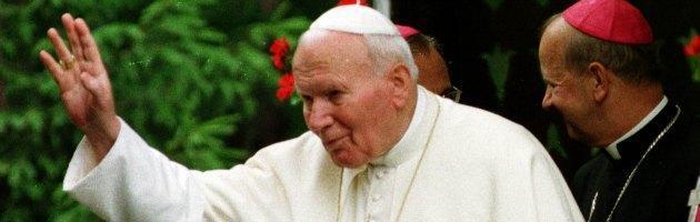 “Wojtyla e Roncalli santi”. Papa Francesco firma decreto di canonizzazione