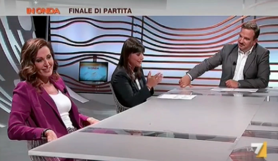 Copertina di Imu, duello in tv. Serracchiani: ‘Solo uno dei problemi’. Santanchè: ‘Si sta incartando’