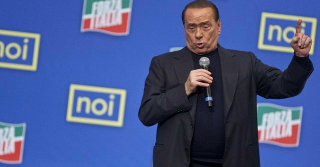 Processo Mediaset, l’ultima spiaggia di Berlusconi: “Le carte che mi scagionano”