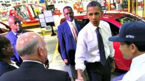 Obama stringe la mano a Dan Ackerson