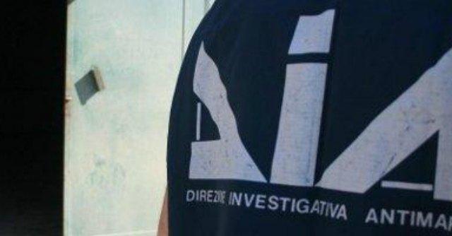 ‘Ndrangheta, 13 arresti in Emilia Romagna. “Facciamo scoppiare la guerra”