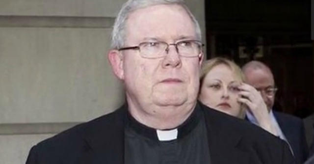 Preti pedofili, Usa: la corte d’appello annulla la condanna per monsignor Lynn