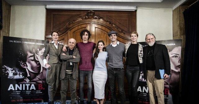 Anita B., il regista Roberto Faenza denuncia il tabù sul tema dell’Olocausto