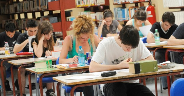 Copertina di Università, “dopo un anno + 4% disoccupazione dei laureati triennali”