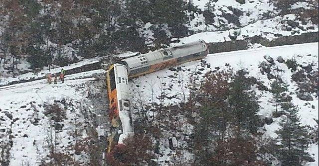 Francia, deraglia treno turistico in Alta Provenza: 2 morti e 9 feriti