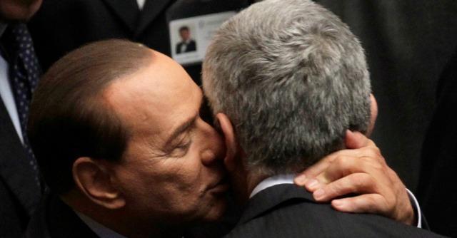 Casini, il “centrino” double-face per far vincere Berlusconi con l’Italicum di Renzi