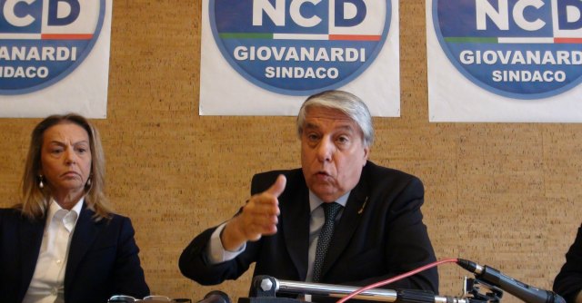 Ballottaggio Modena, Giovanardi con M5S: “Candidato ha poco del grillino, è educato”