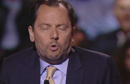 Copertina di Servizio Pubblico, Zingales: “I sindacati fanno scudo umano per capitalisti falliti”