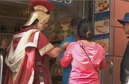 Copertina di Servizio Pubblico, la Roma dei Quattro Papi