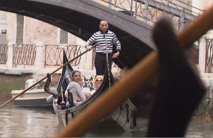 Copertina di Servizio Pubblico, i guai di Venezia: Cina e grandi navi