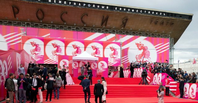 Festival Mosca, regista pro Putin: ‘Colleghi stranieri assenti per paura della Russia’