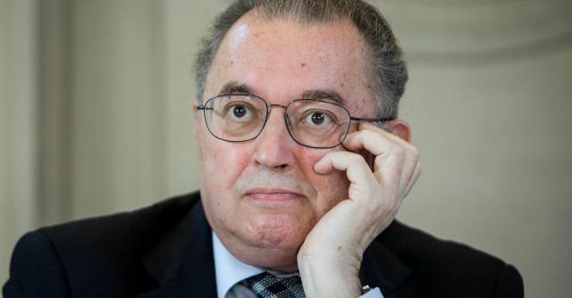 Crisi, Squinzi: “Da burocrazia sistematico sabotaggio alla crescita del Paese”