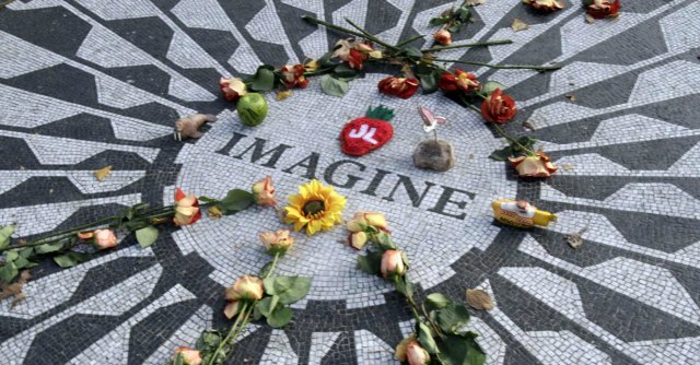 John Lennon, il killer: “Mi dispiace aver causato dolore. Sono stato un idiota”