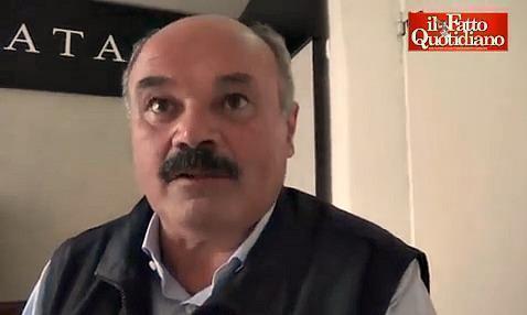 Copertina di Art.18, Farinetti: “Giudici reintegrano anche i fannulloni. Così spaventano le imprese”