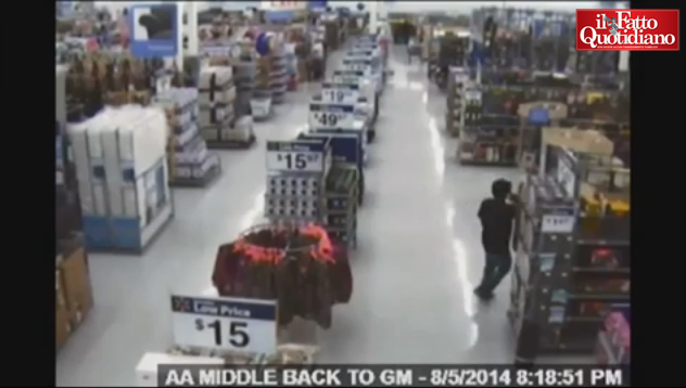 Copertina di Ohio, polizia uccide giovane nero in centro commerciale: aveva un’arma giocattolo