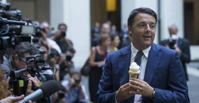 Matteo Renzi col gelato