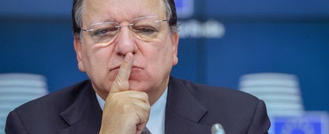 Ue, ex numero uno della Commissione Barroso va a Goldman Sachs. Funzionari Ue: “Problema etico, rinunci a pensione”