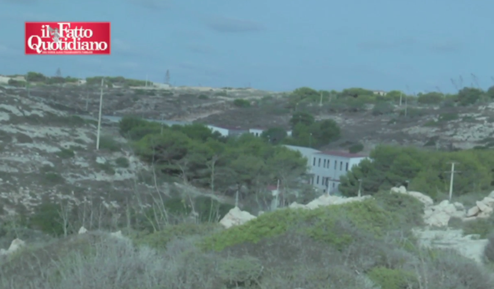 Copertina di Riapre il centro per migranti di Lampedusa. A dirigerlo il suocero del fratello di Alfano