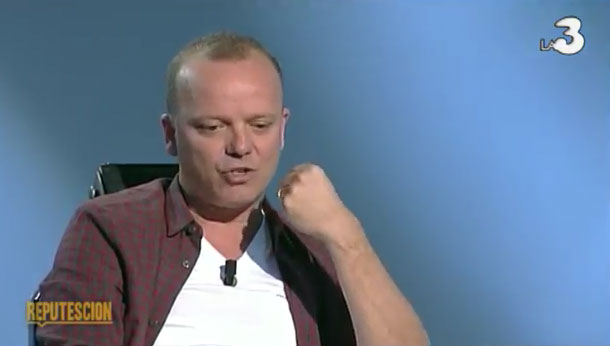 Copertina di Gigi D’Alessio: “Travaglio? Come Massimo Troisi, dice delle verità con il sorriso”