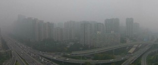 Copertina di Pechino, smog record: cinesi in vacanza forzata per non rovinare vertice Apec