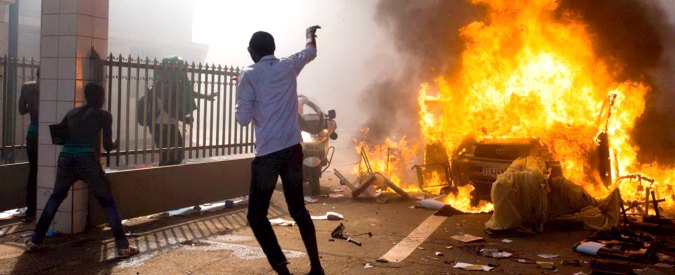 “In Burkina Faso, dove il colpo di Stato è alle porte. Fuori solo proiettili e rabbia”